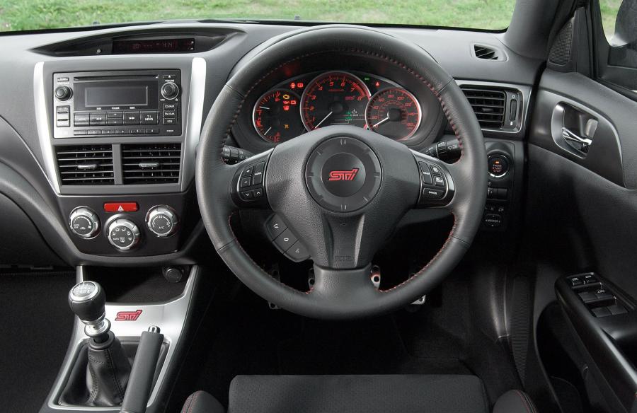  Subaru Impreza WRX STi Sedan 2011 года  (фото 58 из 81)
